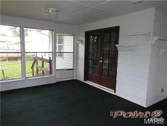 5th image of 69 Park Charles Blvd N