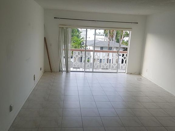 3rd image of 9700 E Bay Harbor Dr APT 306