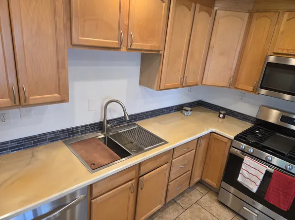 4841 Pearce Dr APT A, Huntington Beach, CA 92649