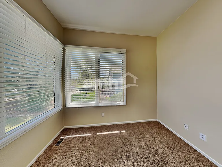 342 W Prestwick Way — Photo 18
