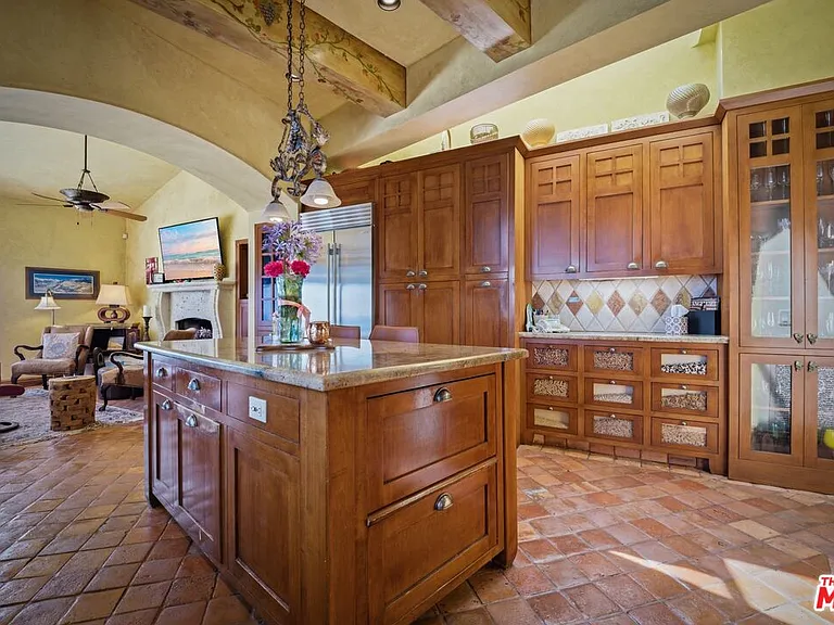 7107 Birdview Ave — Photo 22