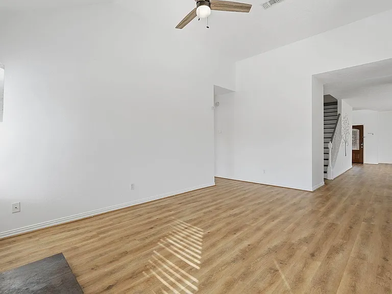 2910 Cocona Ln — Photo 15