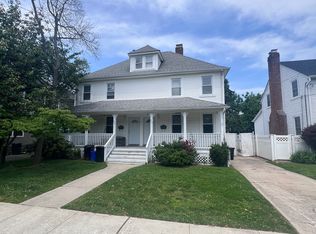 23-25 Lincoln St, Babylon, NY 11702