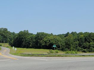 5704 Altice Rd, Moneta, VA 24121