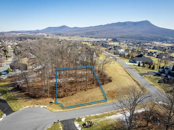 140 Hastings Ct, Harrisonburg, VA 22801