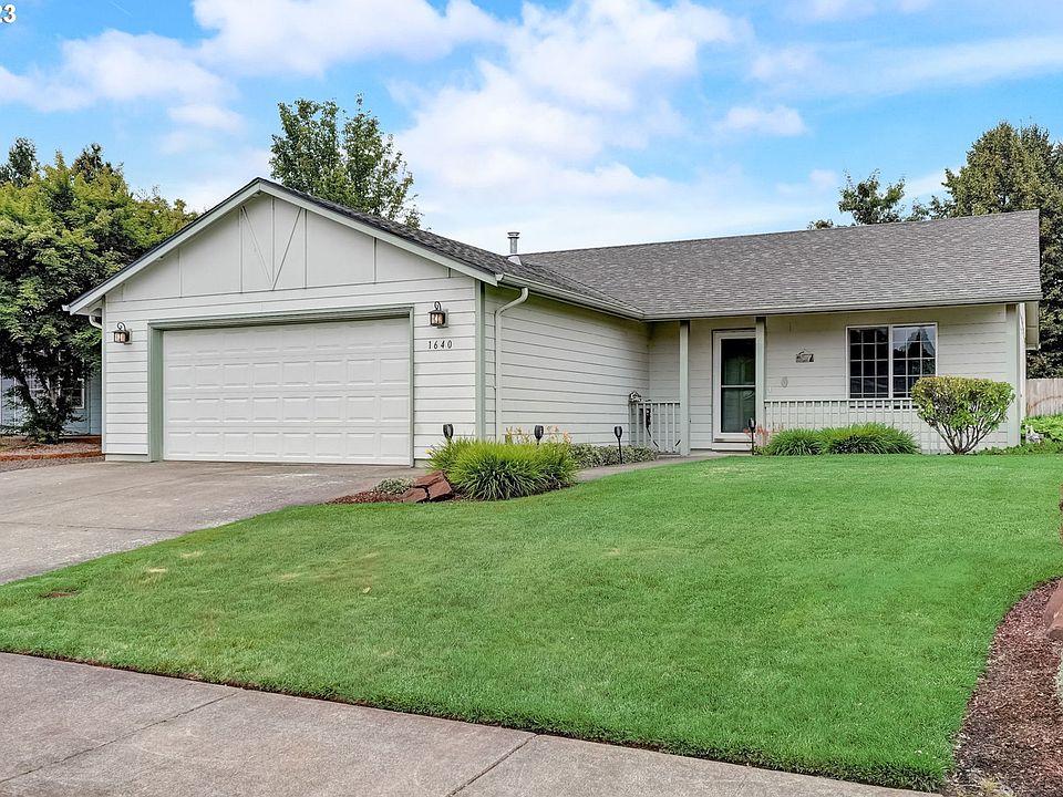 1st image of 1640 SW Sagebrush Ct