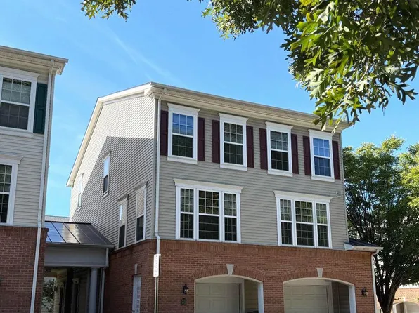 7055 Huntley Run Pl #119, Alexandria, VA 22306