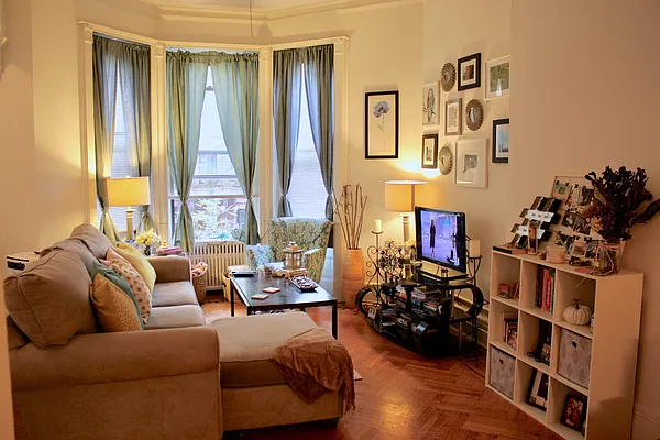Rented by Ideal Properties Group | media 9