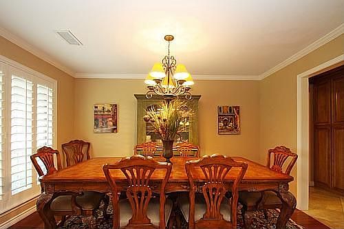 5th image of 3747 Vinecrest Dr