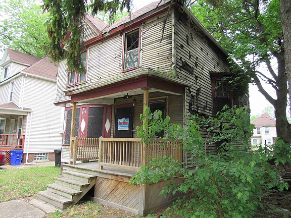 3758 Iroquois