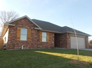 661 Santa Monica Dr, Nixa, MO 65714