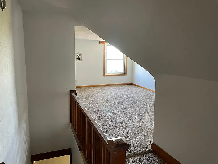 5795 E Walnut Grv — Photo 6