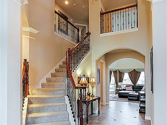 3rd image of 3957 Pebble Brook Dr