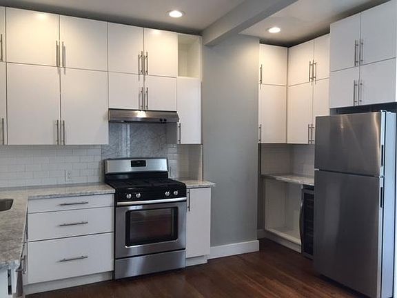 5th image of 3570 Pierce St APT 4