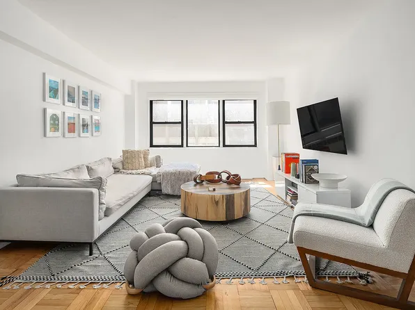205 E 77th St APT 7F, Manhattan, NY 10075