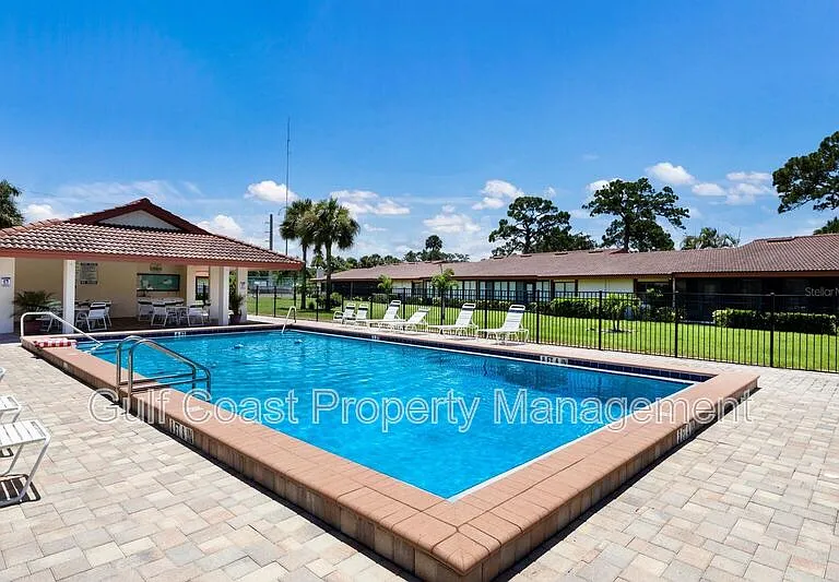747 Sorrento Inlt #747 — Photo 25