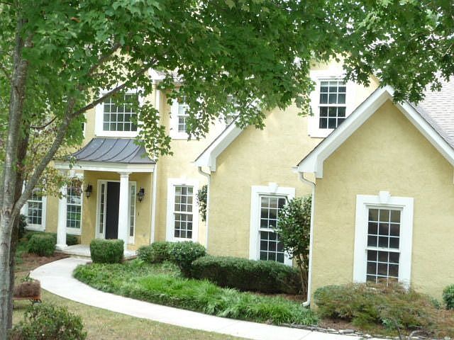 FRONT 404 LIGHTHOUSE LANE