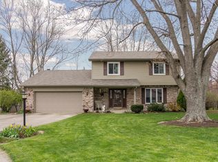 47 Apple Tree Cir, Fishers, IN 46038