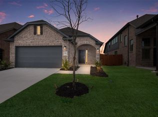3951 Ford Dr, Forney, TX 75126