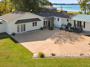 155 Pearson Dr, Colonial Beach, VA 22443