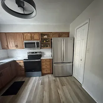 3 bed, 2.5 bath, 1584 sqft, $1,950 — Photo 2