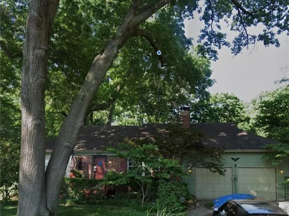 2907 W 72nd Ter, Prairie Village, KS 66208