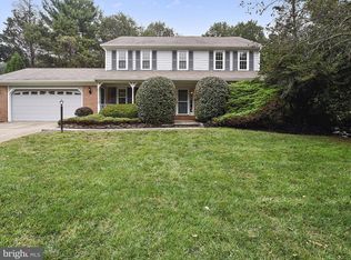 1298 Colvin Forest Dr, Vienna, VA 22182