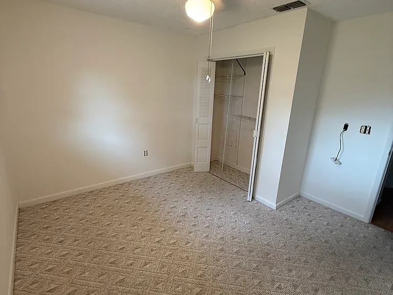 18 W Orange St — Photo 3