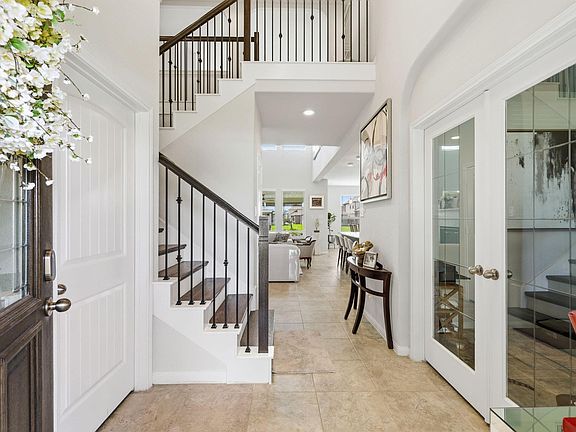 3rd image of 29459 Westhope Dr