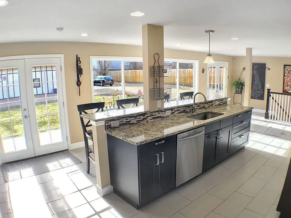 10350 W Glennon Dr