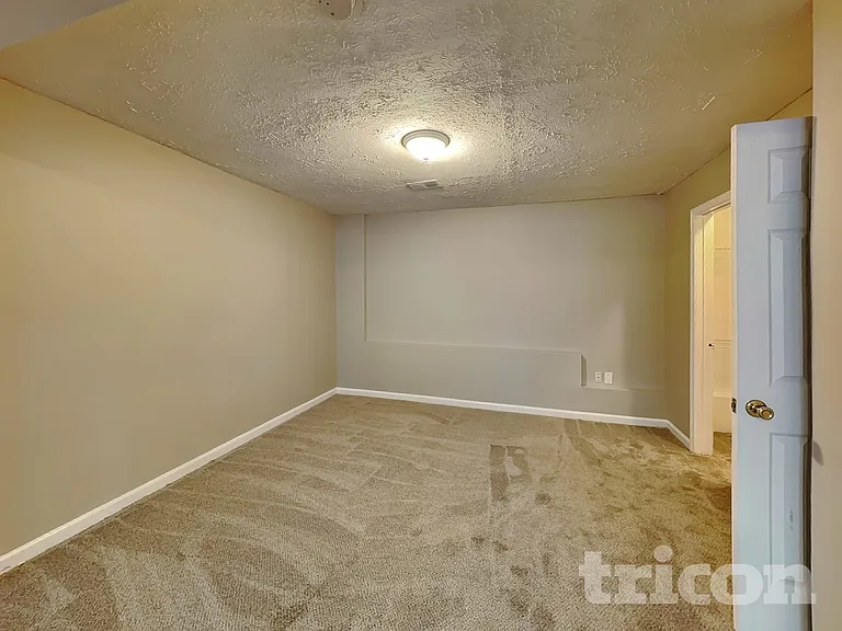 1330 Ling Dr — Photo 14