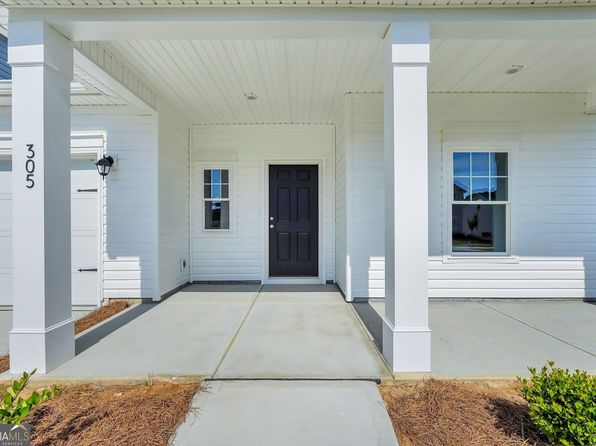 140 Courtland Dr, Saint Marys, GA 31558