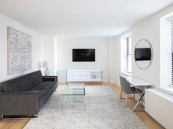 150 West 51st Street image 1 of 8