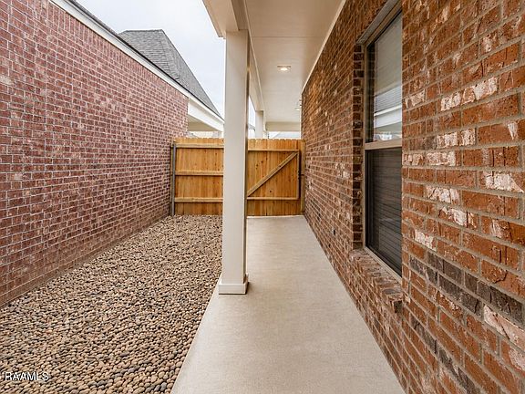 3rd image of 111 Millie Park