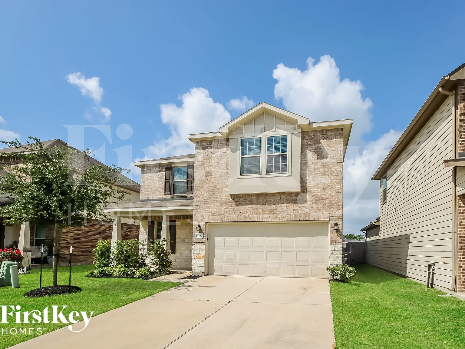 4 bed, 2.5 bath, 2572 sqft, $2,430 — Photo 2