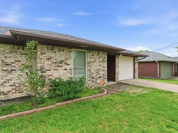 1217 Elmira St, Weatherford, TX 76086