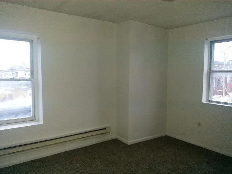 601 W Wingohocking St #3 — Photo 3