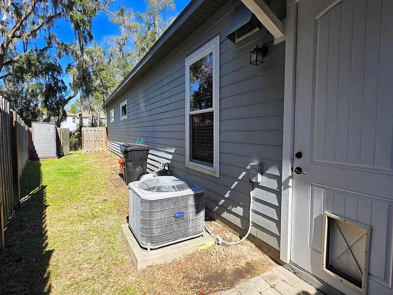 13632 NW 12th Pl — Photo 38