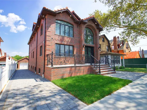 43-35 189th Street, Flushing, NY 11358