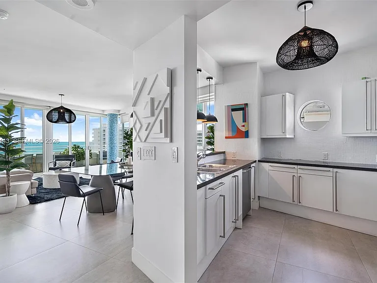 226 Ocean Dr #8F — Photo 14