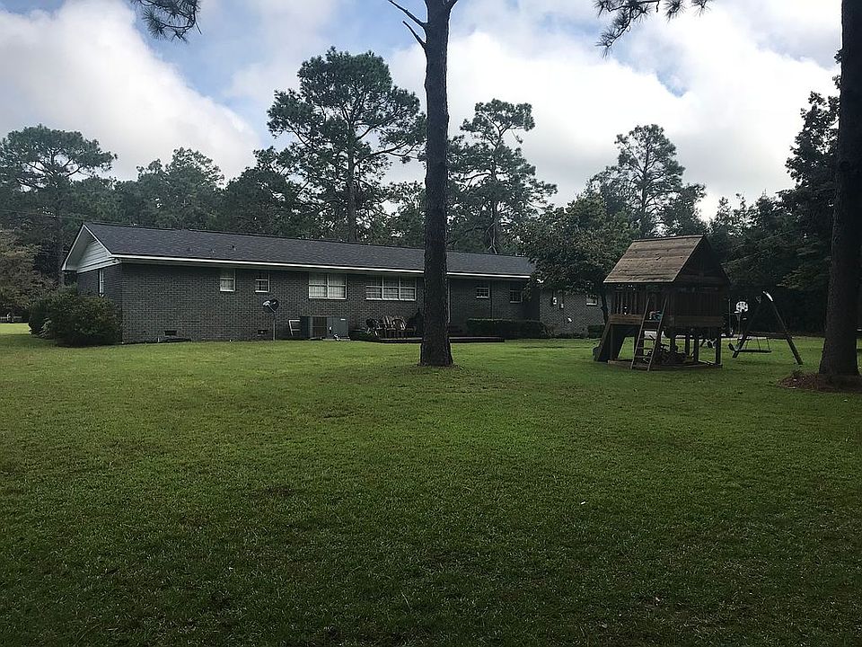 2nd image of 734 Oak Dr