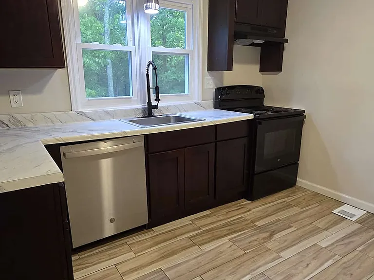 1192 Toms River Rd — Photo 17