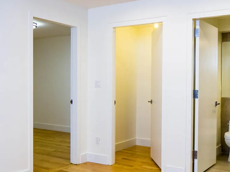 620 Parkside Ave #3D — Photo 7
