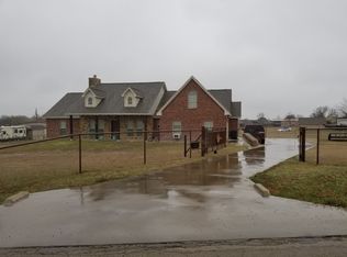 611 Harmony Rd, Weatherford, TX 76087