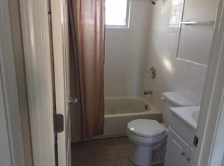 835 Parkcrest Dr APT C, Saint Charles, MO 63301