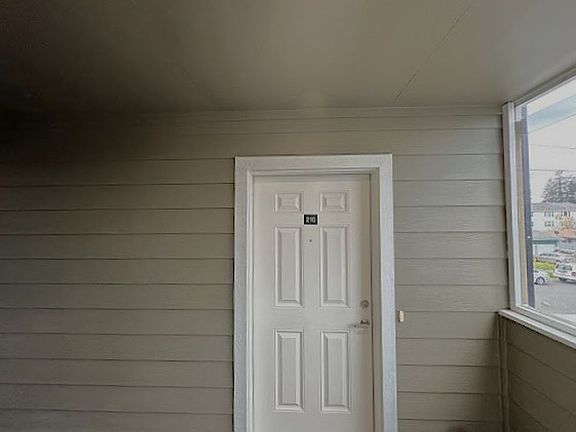 3rd image of 4326 S Junett St #210