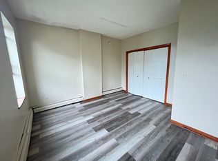 38 Sanford St FLOOR 3, Hartford, CT 06120
