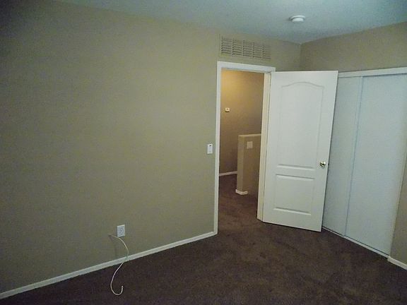 5th image of 10120 W Williams St