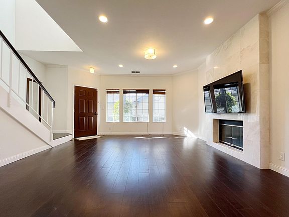 2nd image of 39656 Potrero Dr