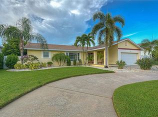805 Flamingo Dr, Apollo Beach, FL 33572